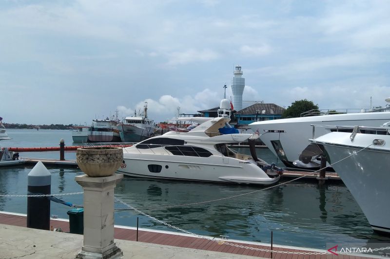 50 yacht dari 11 negara sandar di BMTH Benoa Bali 