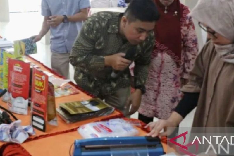 pemkab-karawang-fasilitasi-pelaku-umkm-branding-produk-via-kemasan