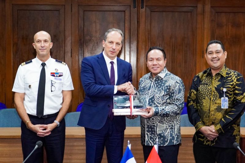 pal-proyek-kapal-selam-dengan-prancis-lompatan-industri-maritim-ri