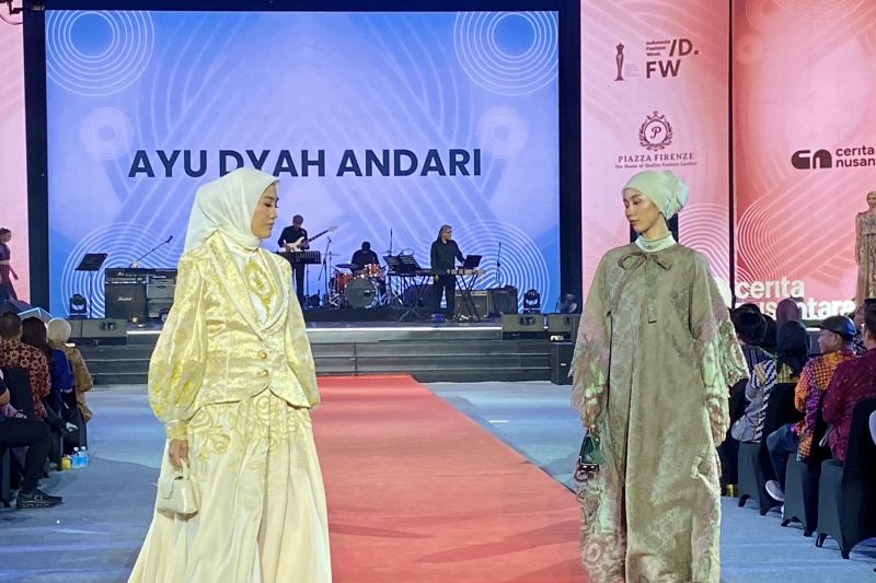 kemenkop-ukm-gelar-modest-fashion-month-dukung-industri-fesyen-lokal