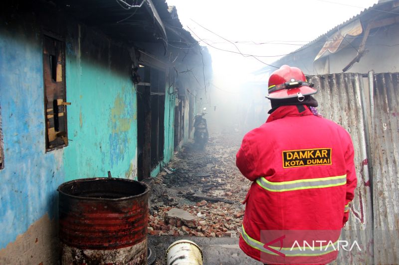 Lima rumah warga di Dumai ludes terbakar