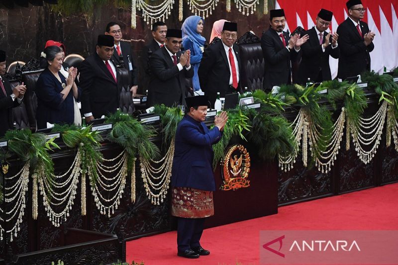 Filosofi angka 8 yang identik dengan Presiden Prabowo Subianto