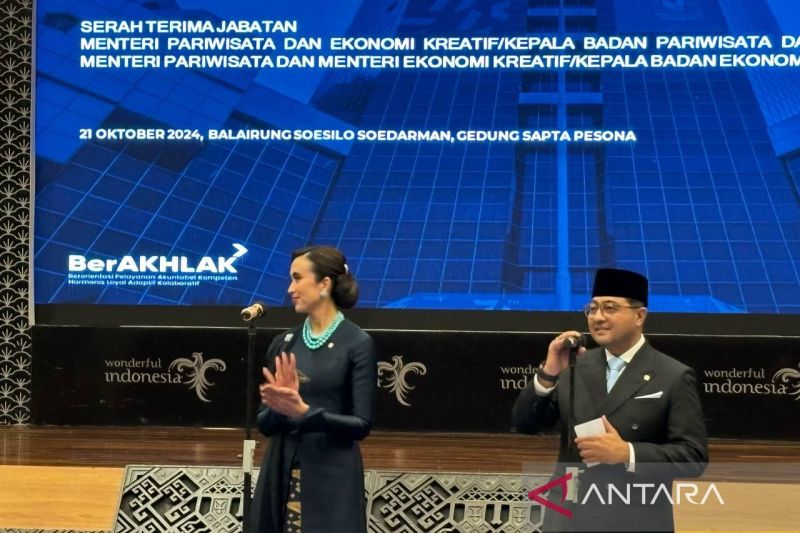 menteri-ekraf-lakukan-konsolidasi-usai-pemisahan-kemenparekraf