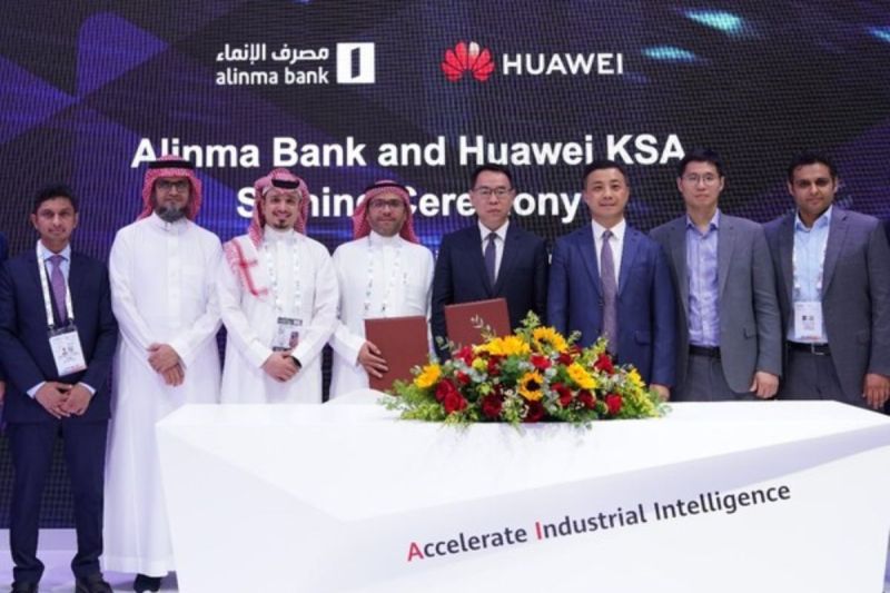 Huawei dan Alinma Bank Jalin Kemitraan Strategis di GITEX GLOBAL 2024