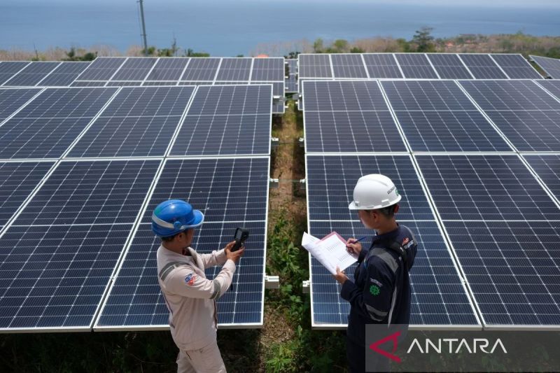 PLTS berkapasitas 3,5 MWac menjadi sumber energi bersih untuk memenuhi kebutuhan listriki Pulau Nusa Penida 