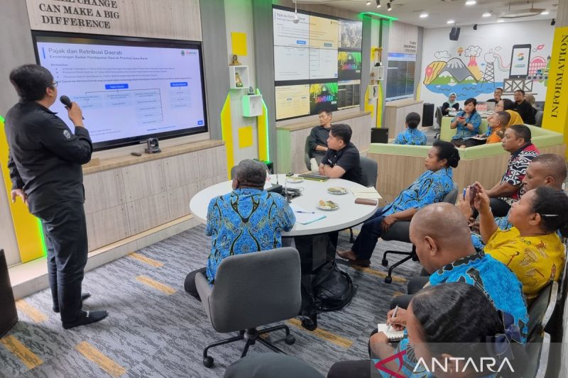 Papua Barat studi banding transformasi digital ke Bapenda Jabar