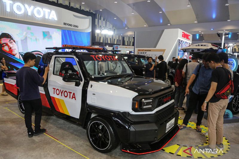 pameran-otomotif-giias-2024-di-semarang-diikuti-40-an-merek-kendaraan-penumpang