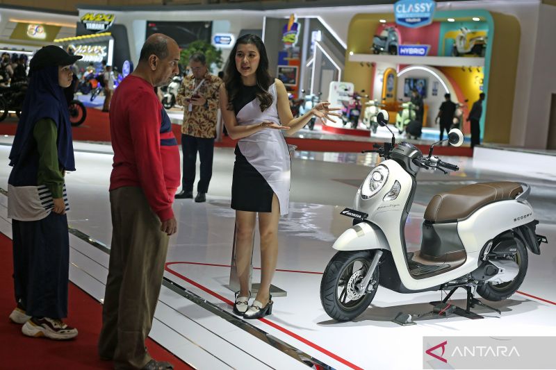 pembukaan-pameran-sepeda-motor-imos-2024-di-ice-bsd