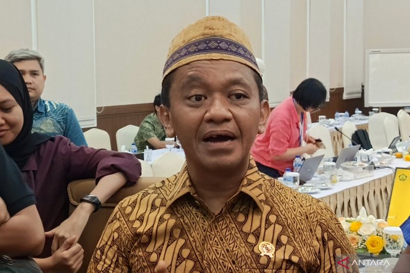 Bahlil akui siapkan opsi penyaluran subsidi energi selain BLT