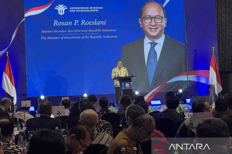 menteri-rosan-target-investasi-di-2025-capai-120-juta-dolar-as