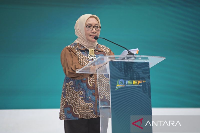 Menteri Arifah dorong partisipasi perempuan dalam ekonomi syariah