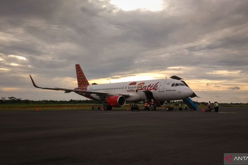 pemprov-bengkulu-apresiasi-batik-air-kembali-buka-rute-pascapandemi