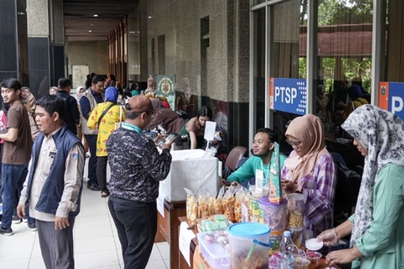 jakbar-gelar-bazar-umkm-di-delapan-wilayah-kecamatan