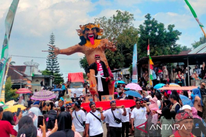 bengkulu-perjuangkan-event-pariwisata-rejang-lebong-jadi-agenda-tetap