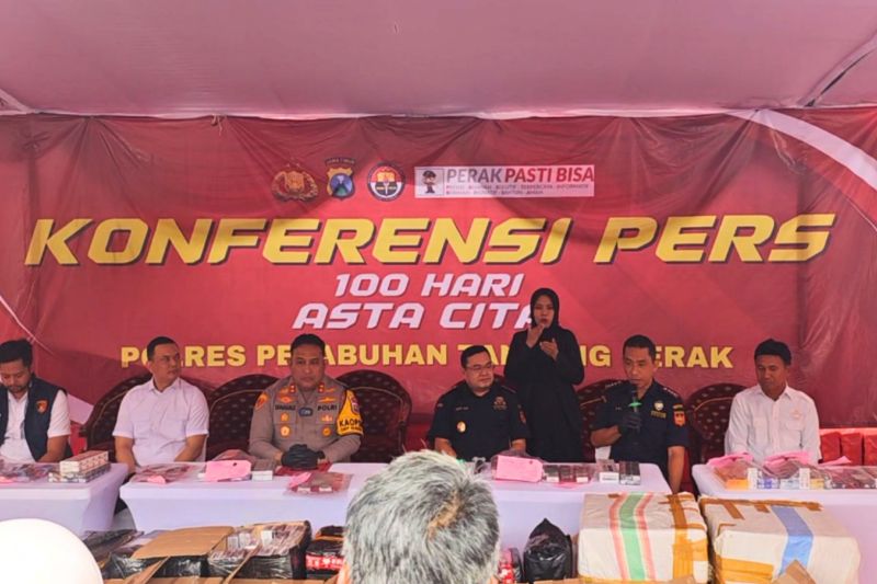 Bea Cukai dan Polri Gagalkan Peredaran 7 Juta Batang Rokok Ilegal melalui Tanjung Perak