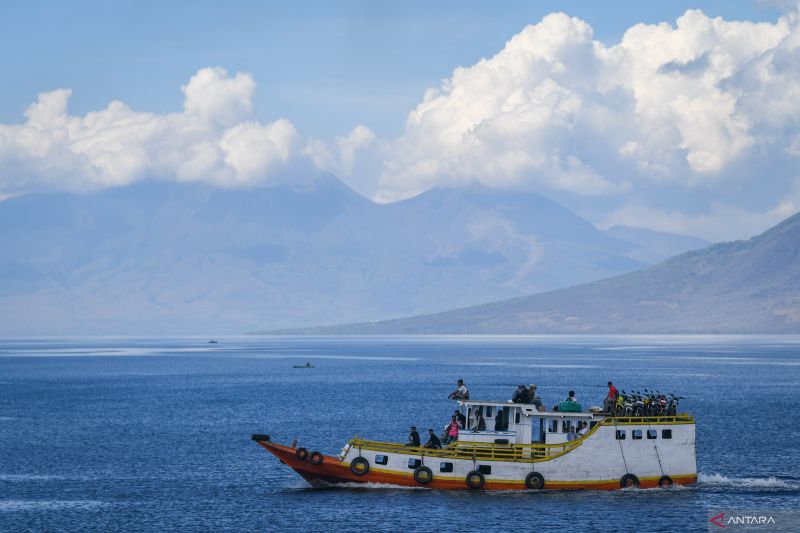 Kapal motor kayu alternatif angkutan antarpulau di NTT