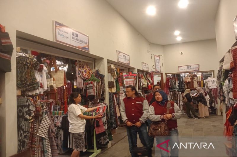 bank-mandiri-tingkatkan-pelestarian-budaya-lokal-di-samosir