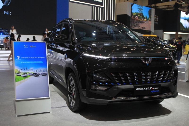 cara-wuling-merebut-pasar-otomotif-indonesia-di-segmen-hybrid-suv