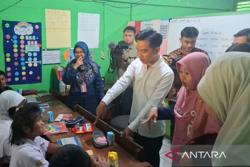 DKI kemarin, eks gubernur ke kampanye Pram-Rano hingga program SEMUR