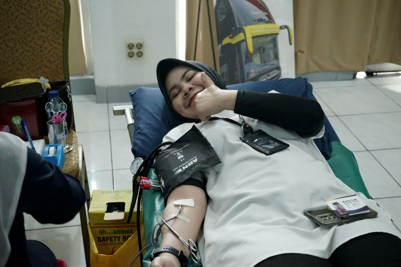 DAMRI Gelar Donor Darah hingga Pap Smear, Beri Manfaat Nyata Jelang Peringatan HUT ke-78 DAMRI