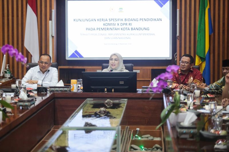 Komisi X DPR RI - Pemkab Bandung bahas beragam isu pendidikan