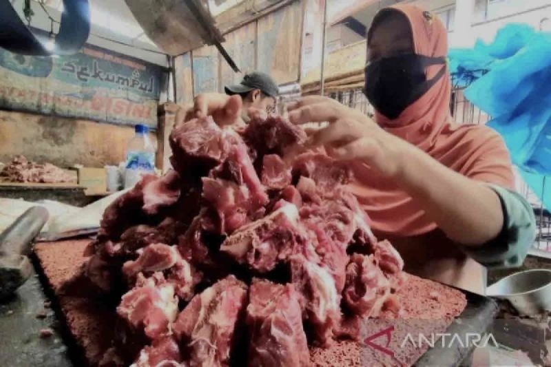 harga-pangan-jumat-daging-sapi-menjadi-rp131300-per-kg