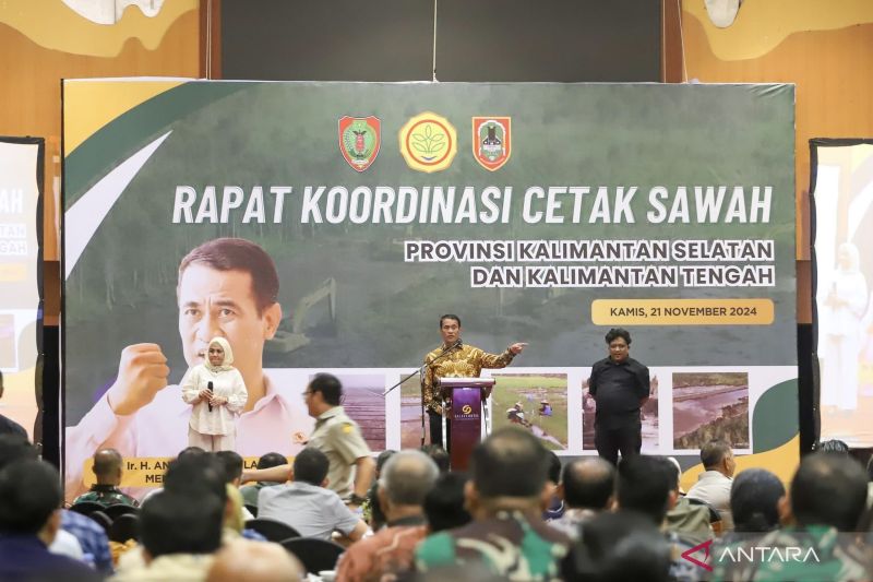 mentan-tinjau-program-swasembada-pangan-tiga-provinsi-di-kalimantan