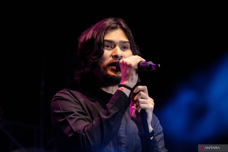 Lirik lagu "Tentang Rindu" oleh Virzha dan penjelasannya