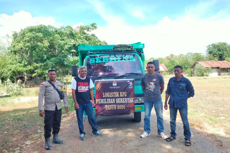 KPU Kabupaten Kupang mulai distribusi logistik Pilkada ke sembilan kecamatan