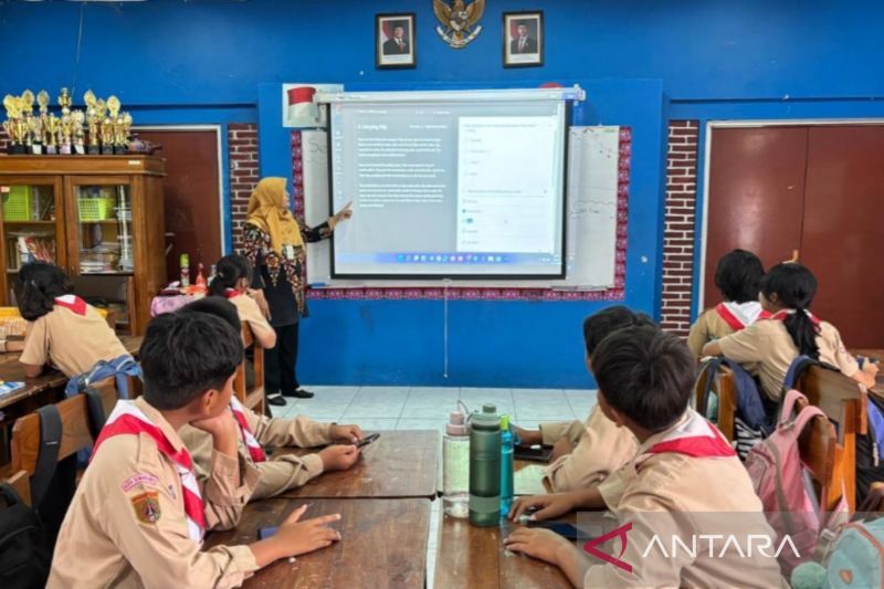 Guru di Semarang manfaatkan AI tingkatkan keterampilan baca siswa