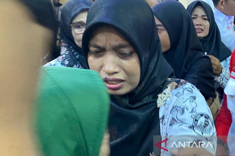 Hukum kemarin, Supriyani bebas hingga OTT Gubernur Bengkulu