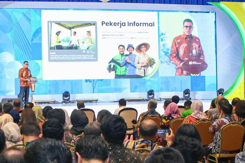 menaker-sebut-miliki-jkp-sebagai-langkah-mitigasi-hadapi-phk