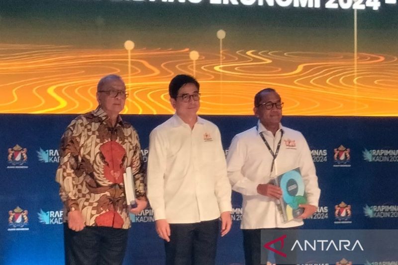 kadin-indonesia-luncurkan-white-paper-2024-2029-di-rapimnas-2024