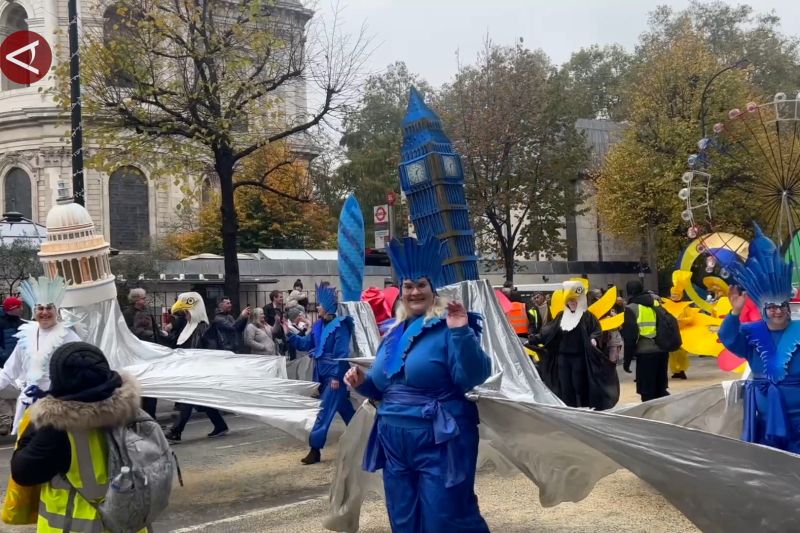 Kemeriahan Lord Mayor's show 2024, parade sipil tertua di Inggris