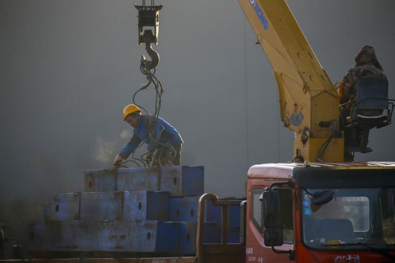 Meninjau proyek infrastruktur transportasi di Yunnan, China barat daya