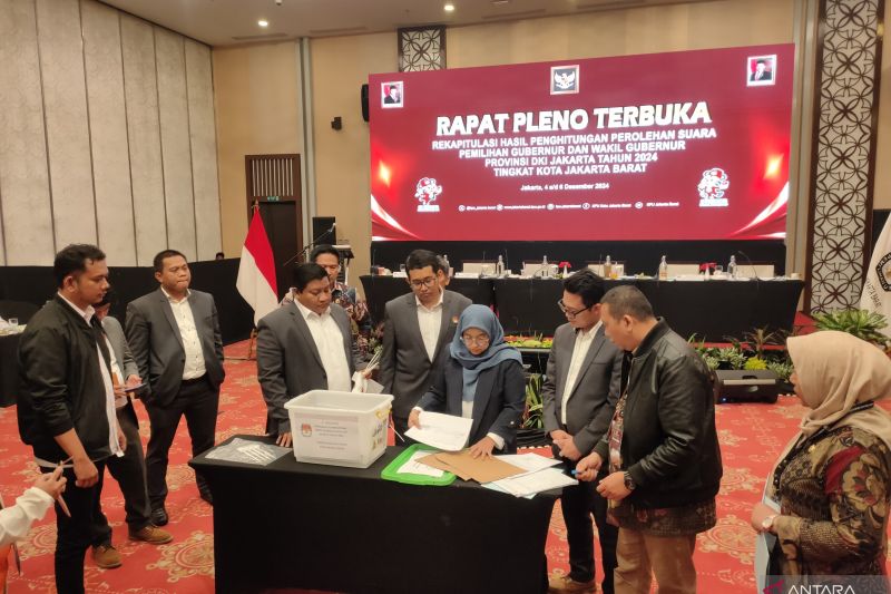 DKI kemarin, pencairan KJP hingga stabilitas harga pokok jelang Nataru