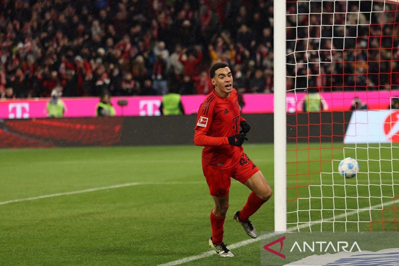 Jamal Musiala resmi mengenakan nomor 10 untuk Bayern mulai musim depan