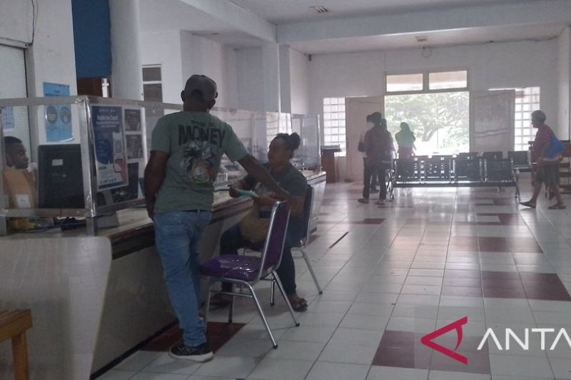 Masyarakat Jayapura bahagia nikmati layanan rekam medis elektronik