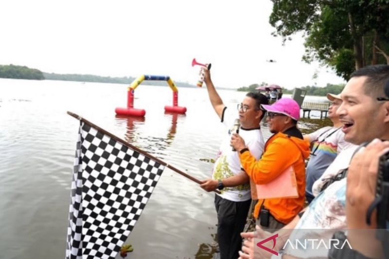 Pj Gubernur mempromosikan wisata waduk Manggar Balikpapan 