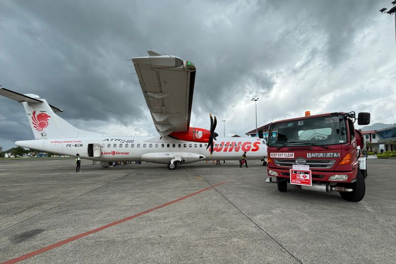 cuaca-buruk-empat-pesawat-gagal-mendarat-di-bandara-ternate