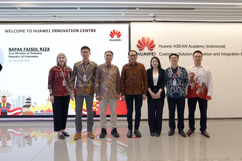 wamenperin-ajak-huawei-berkontribusi-dalam-transformasi-teknologi-ri