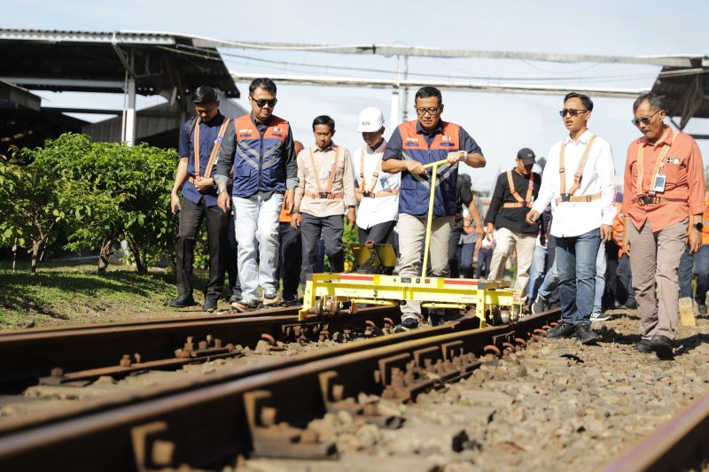 Upaya Peningkatan Keselamatan, KAI Kembangkan Inovasi Track-Mod dan Smart Rail