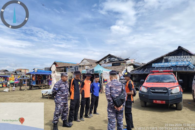 Wisatawan Pantai Bagedur Lebak tenggelam diterjang gelombang tinggi 