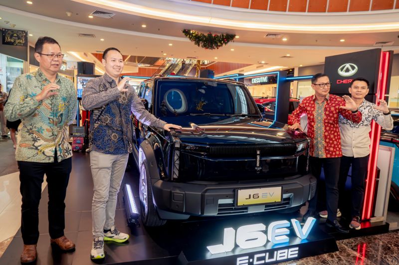 Chery luncurkan SUV listrik J6 di Pontianak 