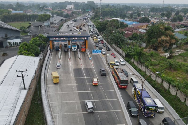 jnt-h-4-natal-lalin-di-empat-ruas-tol-regional-nusantara-meningkat