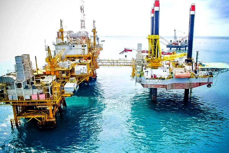 lifting-migas-lampaui-target-anggota-dpr-momentum-investasi