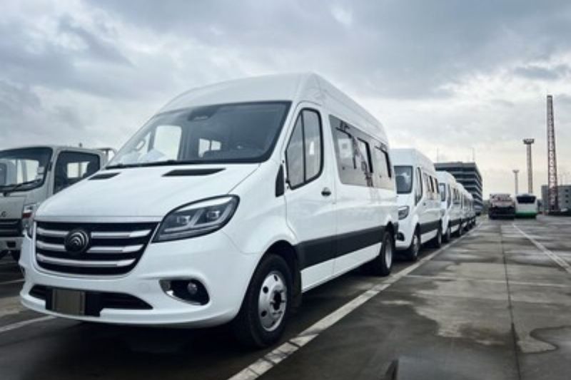 Yutong Bus Jual 500 Unit Mobil Van V6 Terbaru ke Amerika Latin