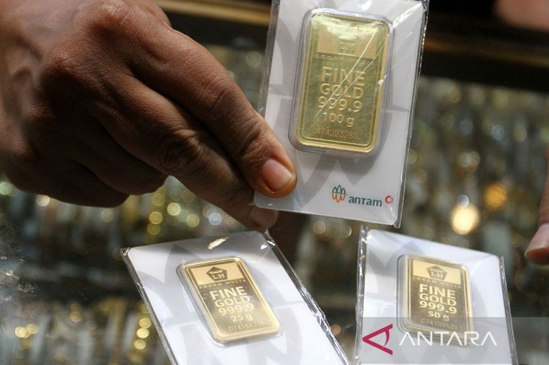 Harga emas merangkak naik ke angka Rp1,691 juta per gram 