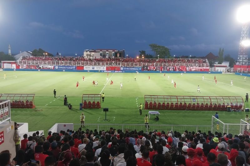 ATMOSFER GELORA KIERAHA JADI TANTANGAN BERAT PERSIJA MU VS PERSIJA 28 DES