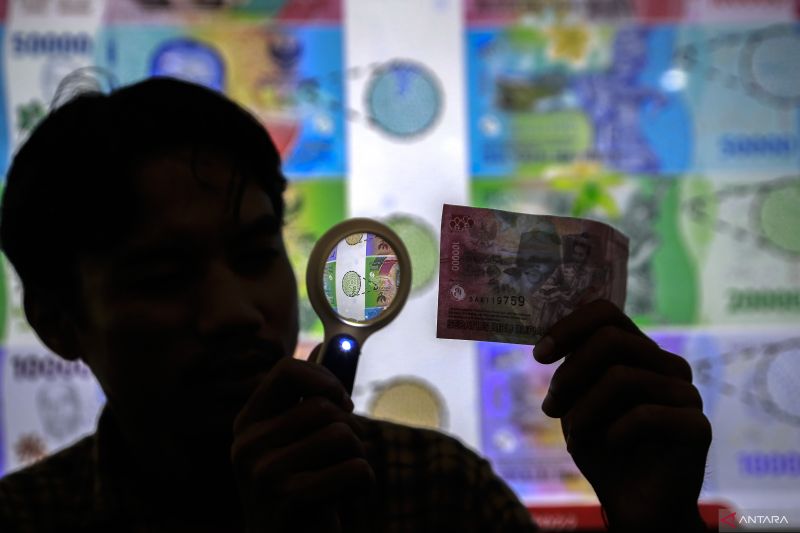 Rupiah pada Kamis pagi melemah jadi Rp16.203 per dolar AS